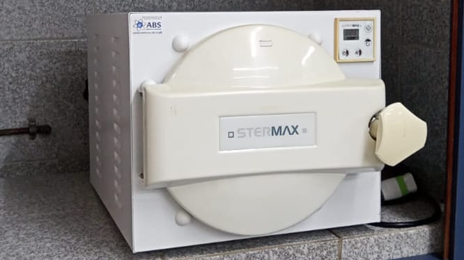 Autoclave de Bancada Stermax modelo 30 AST