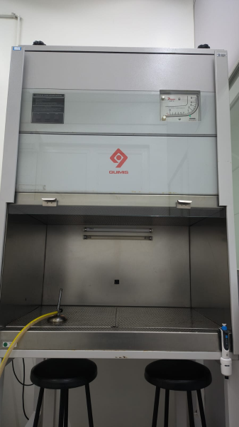 Câmara de fluxo laminar Quimis, modelo 216F21