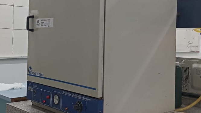Estufa de esterilização e secagem Nova Técnica