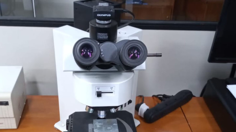 Microscópio Metalúrgico Olympus Modelo BX60M