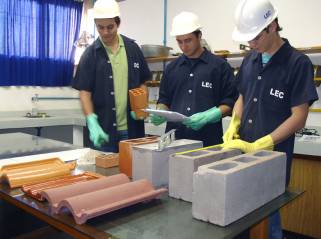 Laboratório de engenharia civíl